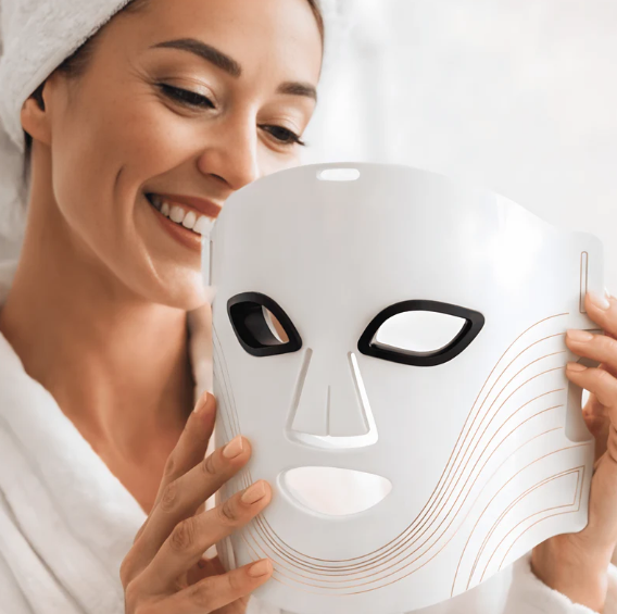 Mască LED de terapie facială ORLUNEX™